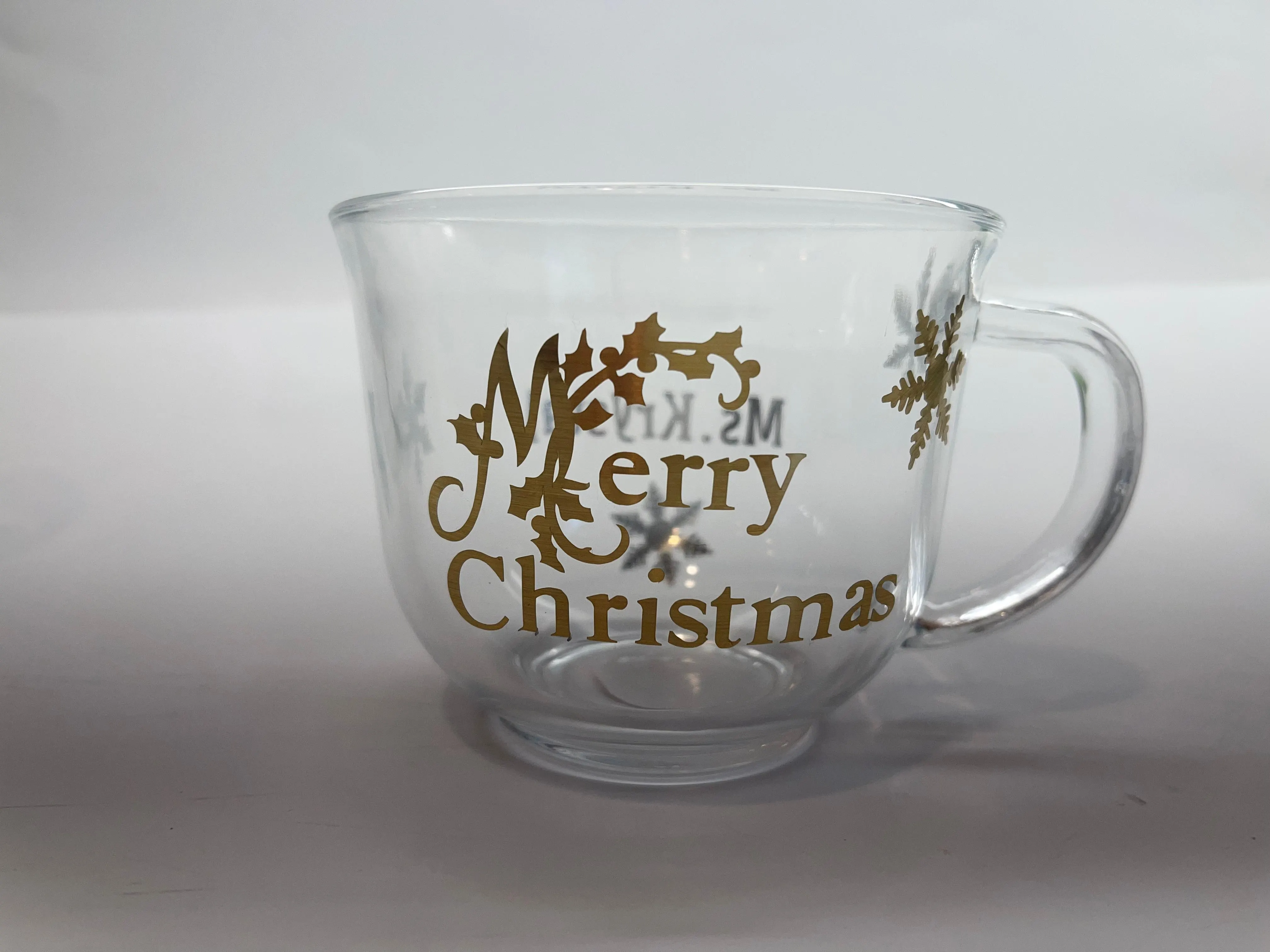 Personalized gift mugs and tumblers